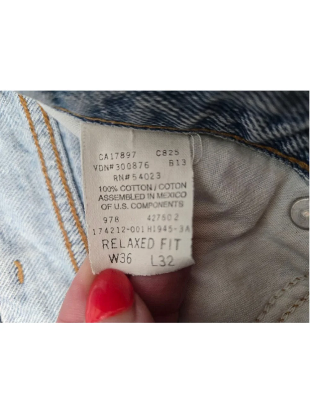 Womens Gap jean shorts relaxed fit w36 L32